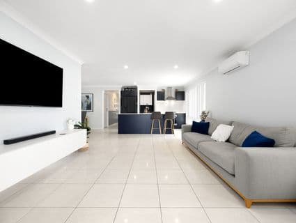 54 Challenger Way, Coomera - Thumbnail 6