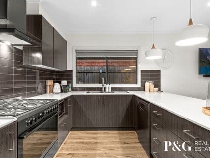 6 Cadillac Street, Cranbourne East - Thumbnail 3