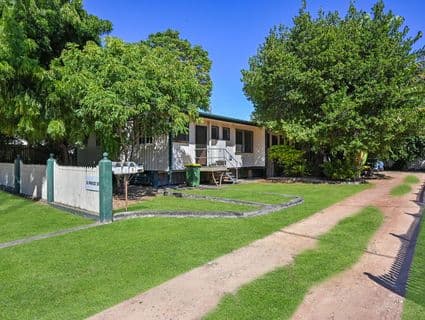 1-4/8 Price Street, Belgian Gardens - Image 1