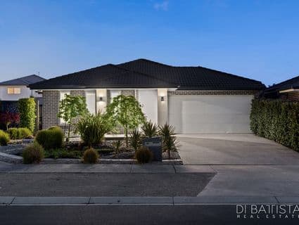 7 Vantage Green, Beveridge - Image 1