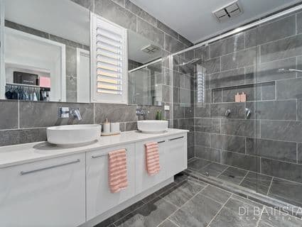 7 Vantage Green, Beveridge - Thumbnail 5