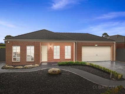 51 Mareeba Way, Craigieburn - Image 1
