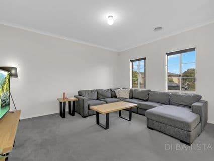 51 Mareeba Way, Craigieburn - Thumbnail 3