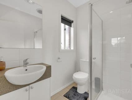 51 Mareeba Way, Craigieburn - Thumbnail 5