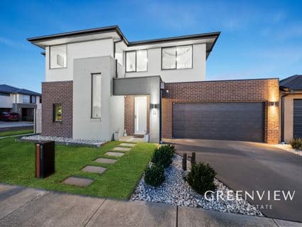 8 Houdan Way, Clyde North - Image 1