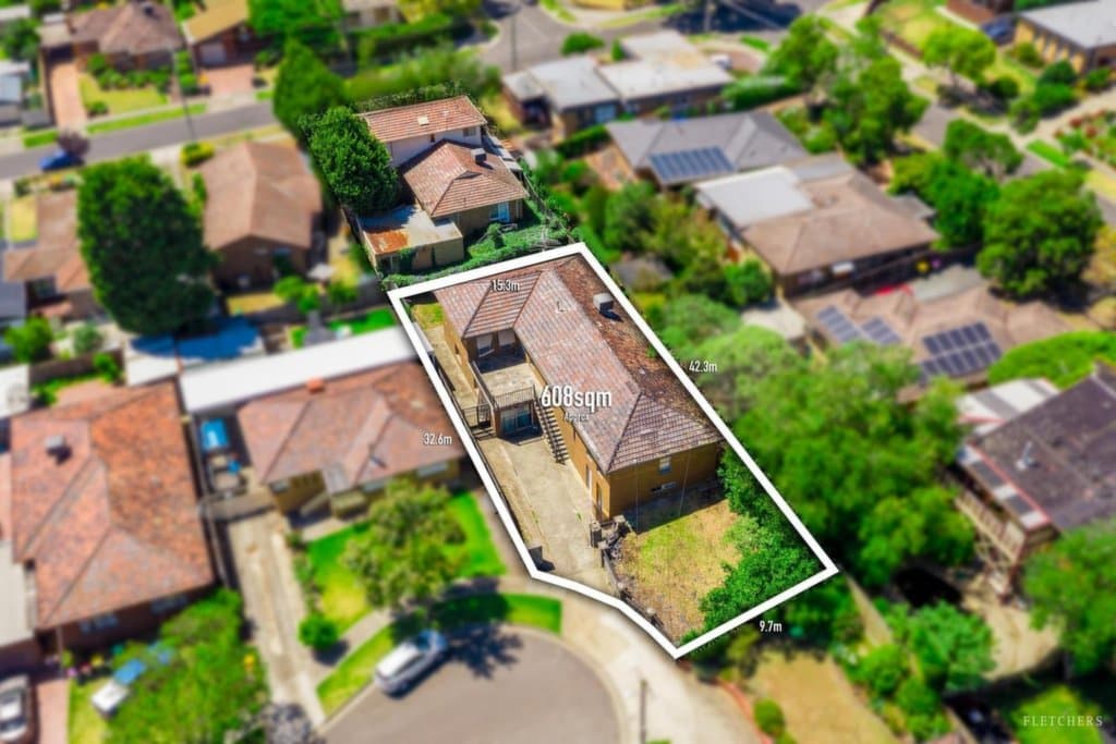 4 Willanjie Court, Bundoora - Image 1