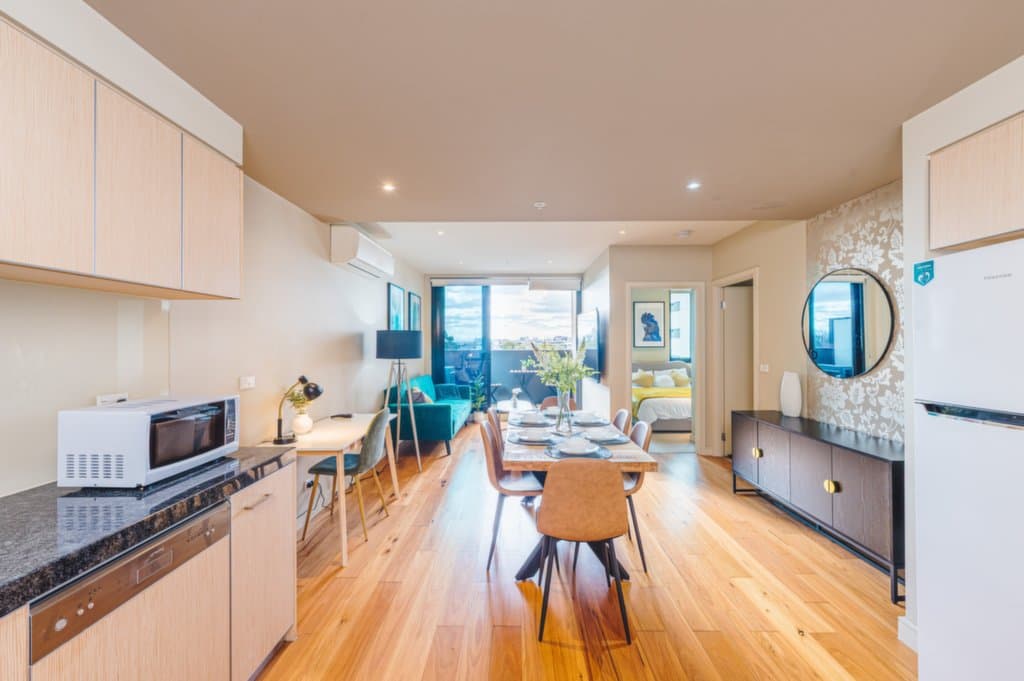 803/228 A'beckett Street, Melbourne - Thumbnail 2