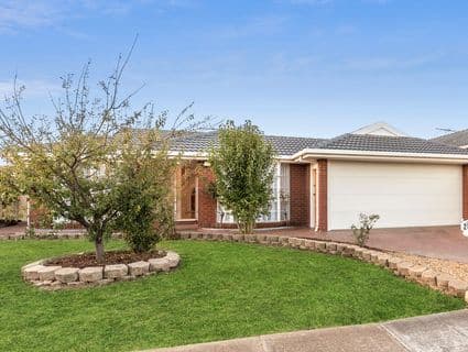 28 Catherine Drive, Hillside - Thumbnail 2