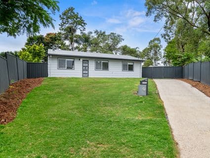 11 Geelong Court, Eagleby - Image 1