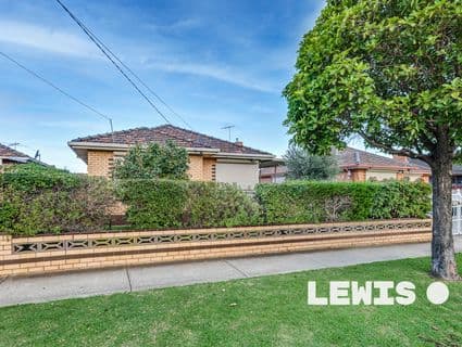 28 Mulhall Drive, St Albans - Image 1