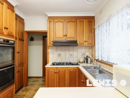 28 Mulhall Drive, St Albans - Thumbnail 5