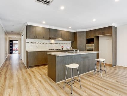 14 Girraween Crescent, Craigieburn - Thumbnail 5