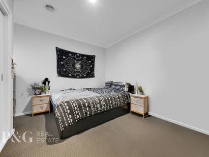 30 Aquatic Drive, Cranbourne West - Thumbnail 8