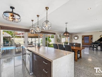 261A Riverton Drive North, Shelley - Thumbnail 7
