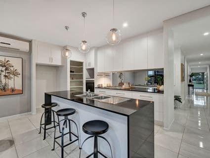 16-18 Marquise Circuit, Burdell - Image 1