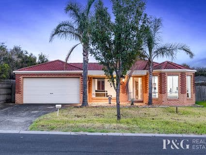 7 Chisholm Crescent, Narre Warren South - Image 1