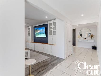 38 Somerwil Crescent, Bellbird Park - Thumbnail 2