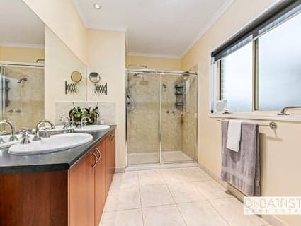 22 Creekwood Drive, Craigieburn - Thumbnail 6