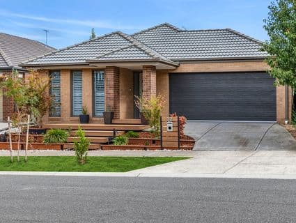 22 Hawksbury Green, Caroline Springs - Image 1