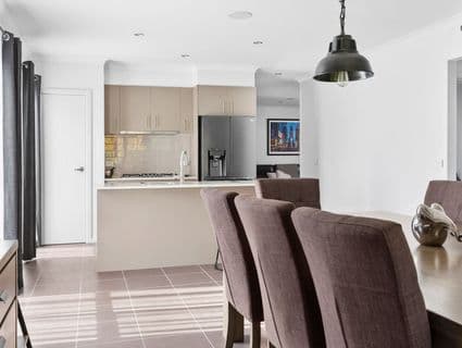 22 Hawksbury Green, Caroline Springs - Thumbnail 6