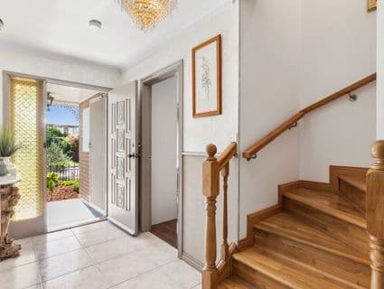 19 Merrivale Avenue, Sunshine West - Thumbnail 2