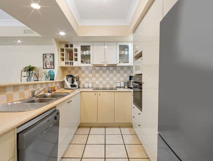 502/22-34 Glenside Drive, Robina - Thumbnail 5