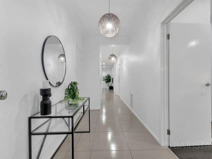 415 Grand Boulevard, Craigieburn - Thumbnail 2