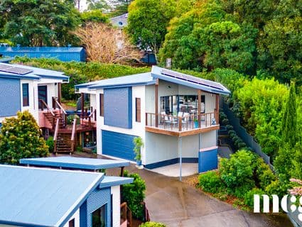 2/4 Sunnyside Court, Maleny - Thumbnail 2