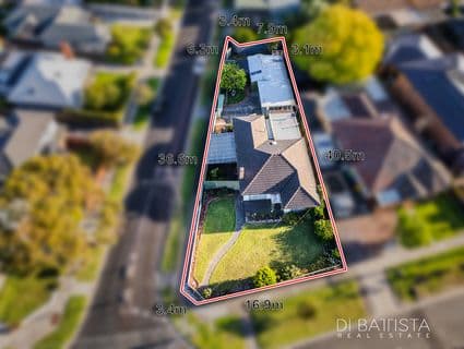49 Snell Grove, Oak Park - Image 1