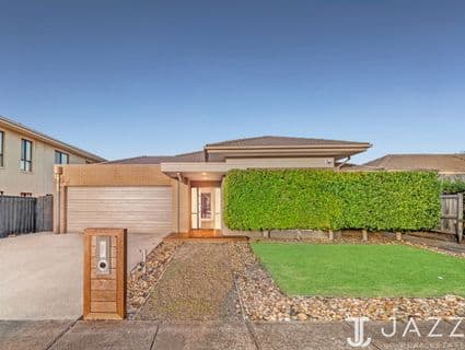 7 Wonga Way, Point Cook - Image 1