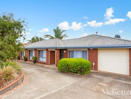 8 Karko Drive, Moana - Image 1