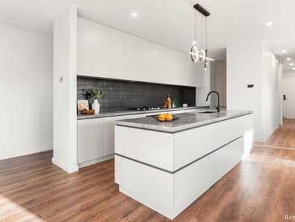 16 Lollipop Crescent, Sunbury - Thumbnail 8