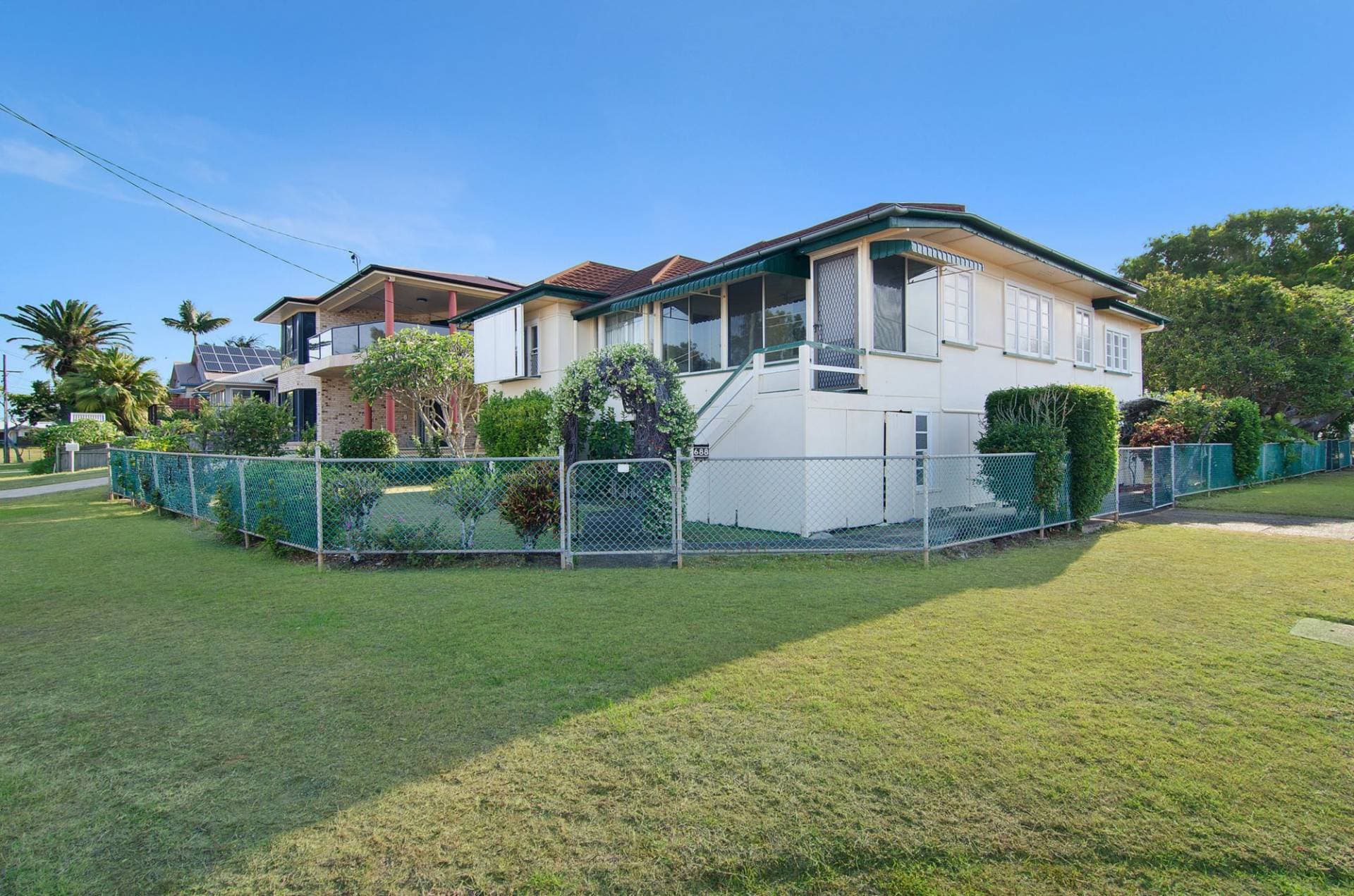 688 Flinders Parade, Brighton, QLD, Brighton - Thumbnail 2