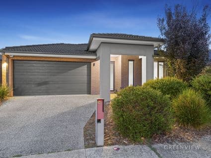 14 Royaloak Crescent, Cranbourne East - Thumbnail 2