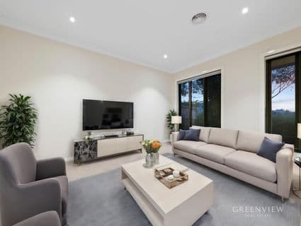 14 Royaloak Crescent, Cranbourne East - Thumbnail 3