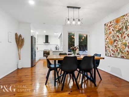 9 Ambleside Crescent, Berwick - Thumbnail 5