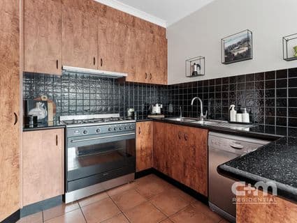 5 Neil Street, Hadfield - Thumbnail 6