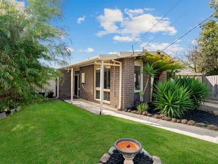 7 Vanessa Court, Frankston - Image 1