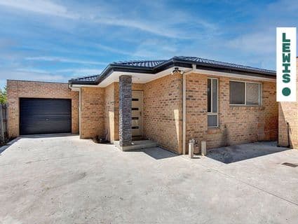 2/12 Sandra Avenue, Fawkner - Image 1
