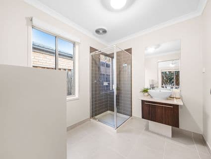 46 Yellow Gum Way, Manor Lakes - Thumbnail 5