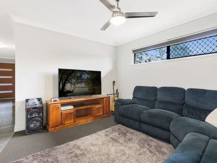 79 Fantail Avenue, Redbank Plains - Thumbnail 4