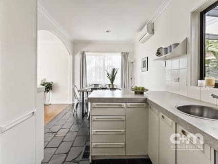 43 Sutherland Street, Hadfield - Thumbnail 7