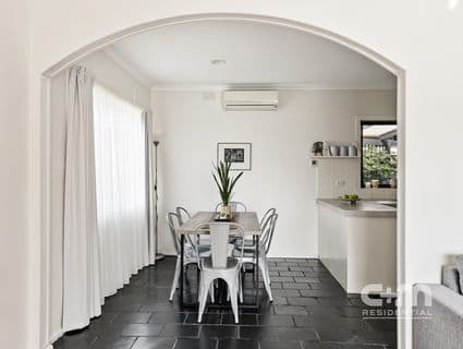43 Sutherland Street, Hadfield - Thumbnail 8