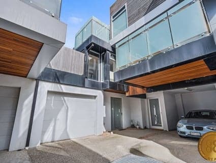 4/35 Norfolk Street, Yarraville - Image 1