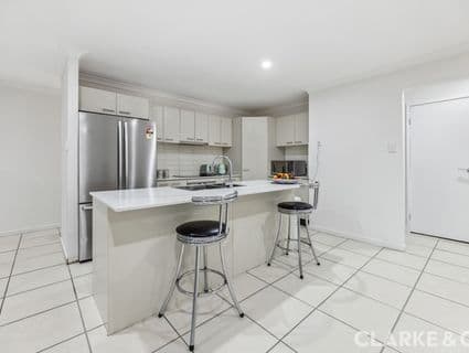 404, Beerwah - Thumbnail 4
