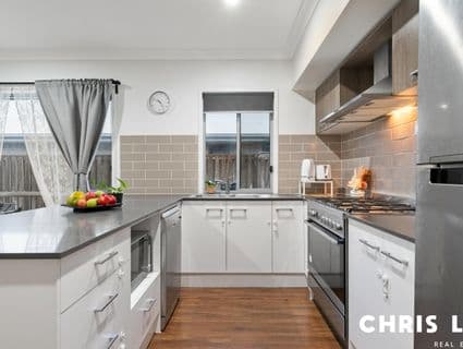 18 Reuben Boulevard, Logan Reserve - Thumbnail 3