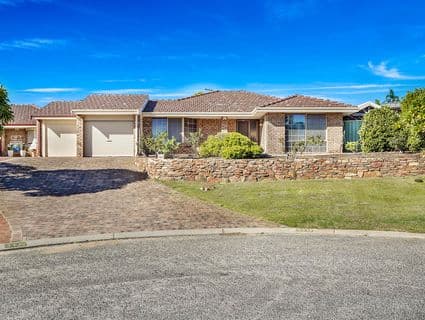 11B Strathig Close, Kingsley - Image 1