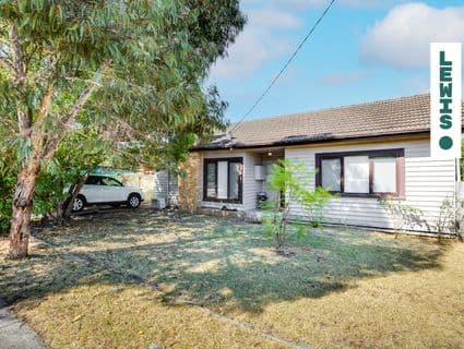 404, Fawkner - Image 1