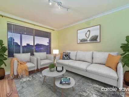 8 Upton Way, Tapping - Thumbnail 2