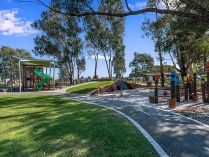 57 Shepparton Boulevard, Byford - Thumbnail 2